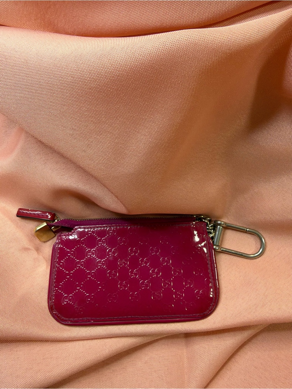 Gucci Microguccissima Patent Leather Key Pouch 💗
